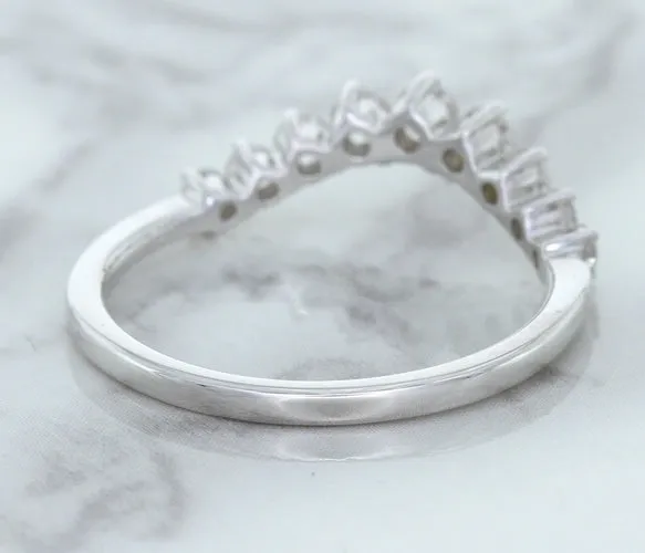 0.45ctw Diamond Curved Band in 18K White Gold
