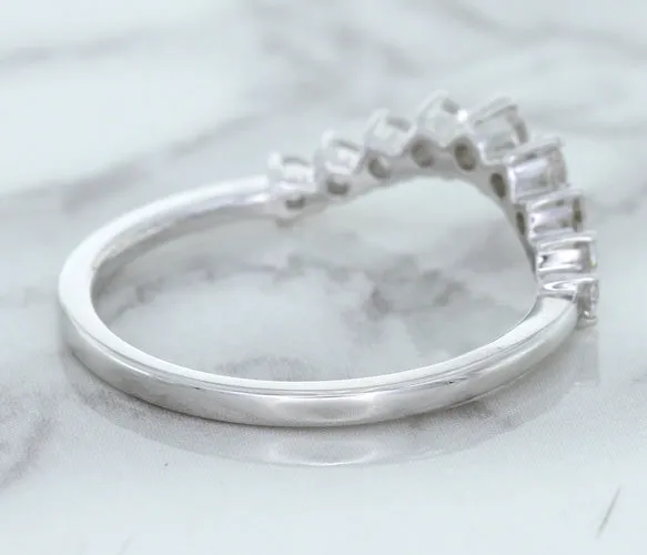 0.45ctw Diamond Curved Band in 18K White Gold