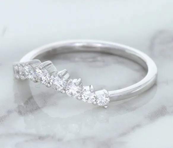 0.45ctw Diamond Curved Band in 18K White Gold