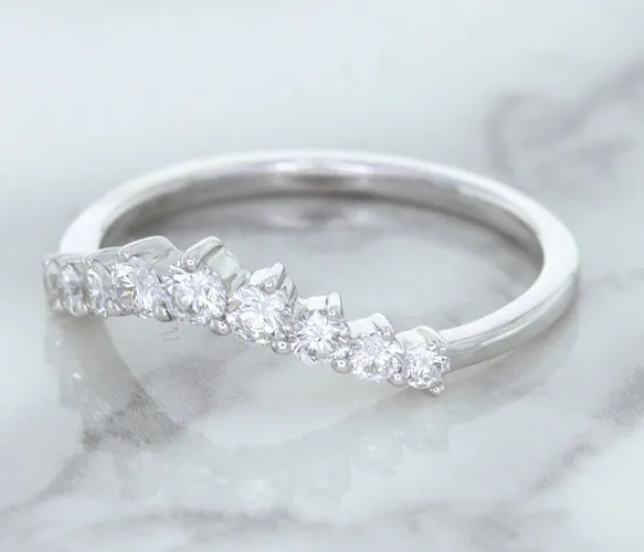 0.45ctw Diamond Curved Band in 18K White Gold