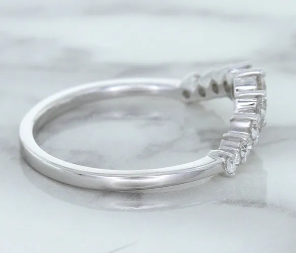 0.45ctw Diamond Curved Band in 18K White Gold