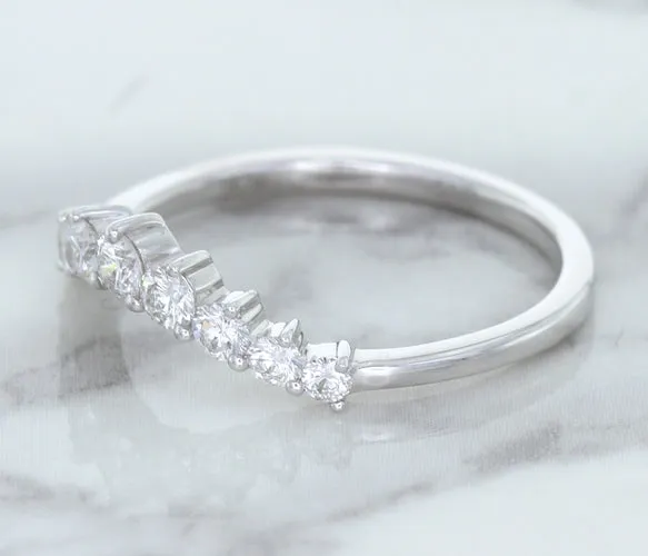 0.45ctw Diamond Curved Band in 18K White Gold