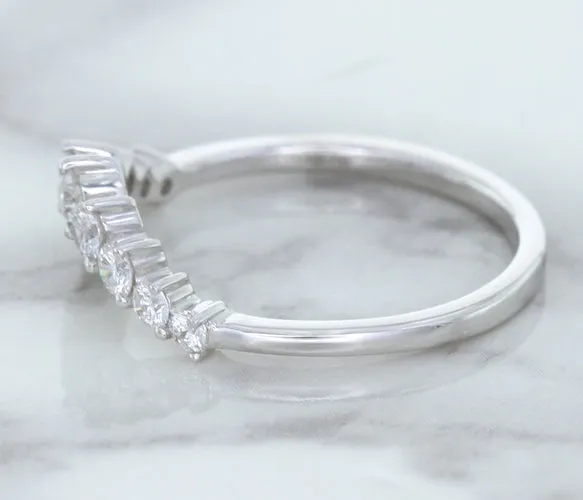 0.45ctw Diamond Curved Band in 18K White Gold