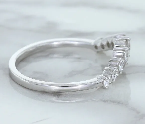 0.45ctw Diamond Curved Band in 18K White Gold