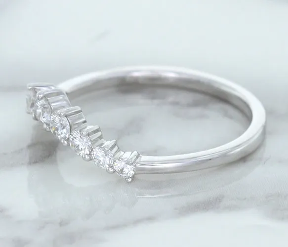 0.45ctw Diamond Curved Band in 18K White Gold