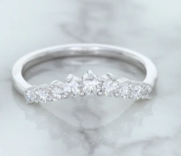 0.45ctw Diamond Curved Band in 18K White Gold