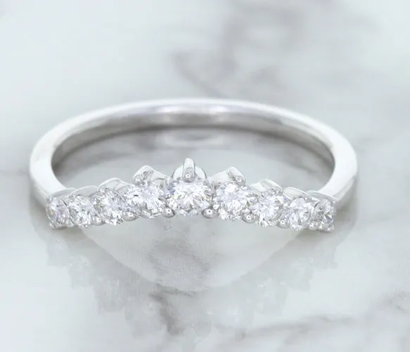 0.45ctw Diamond Curved Band in 18K White Gold