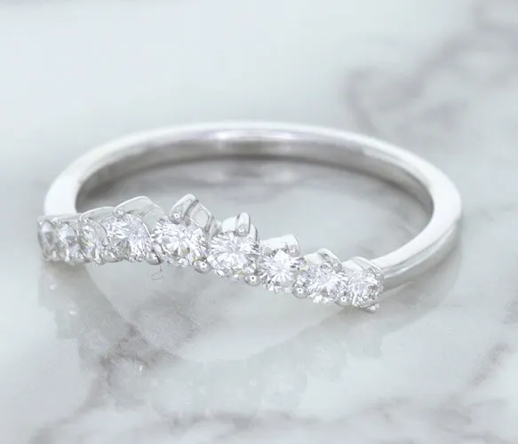 0.45ctw Diamond Curved Band in 18K White Gold