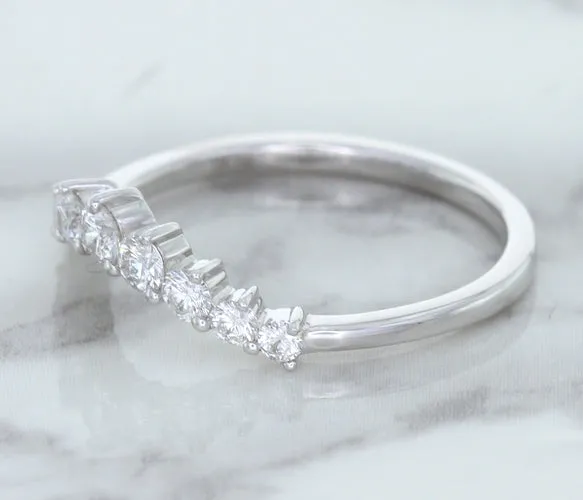 0.45ctw Diamond Curved Band in 18K White Gold