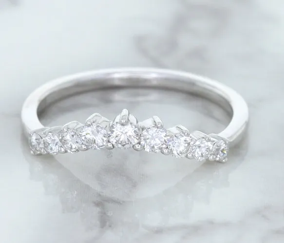 0.45ctw Diamond Curved Band in 18K White Gold