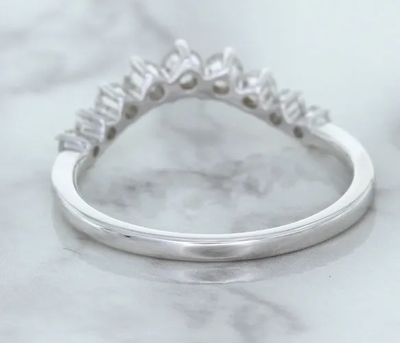 0.45ctw Diamond Curved Band in 18K White Gold