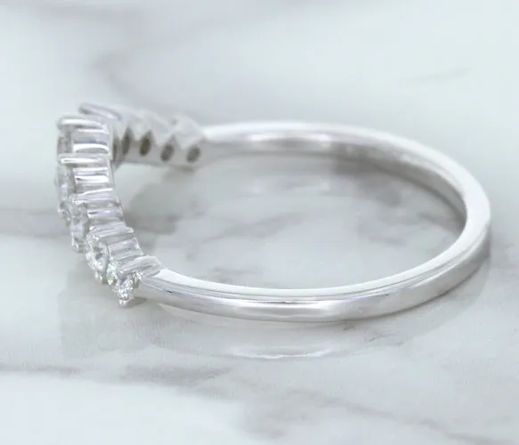 0.45ctw Diamond Curved Band in 18K White Gold
