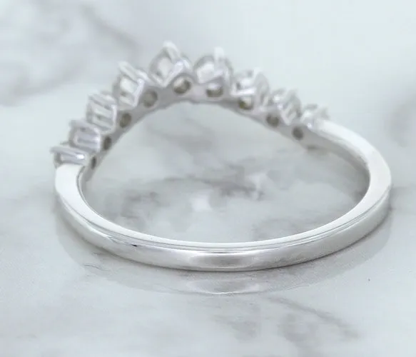 0.45ctw Diamond Curved Band in 18K White Gold