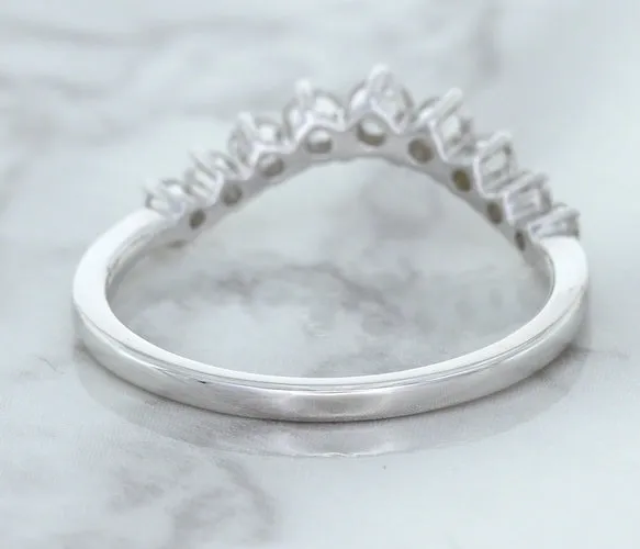 0.45ctw Diamond Curved Band in 18K White Gold