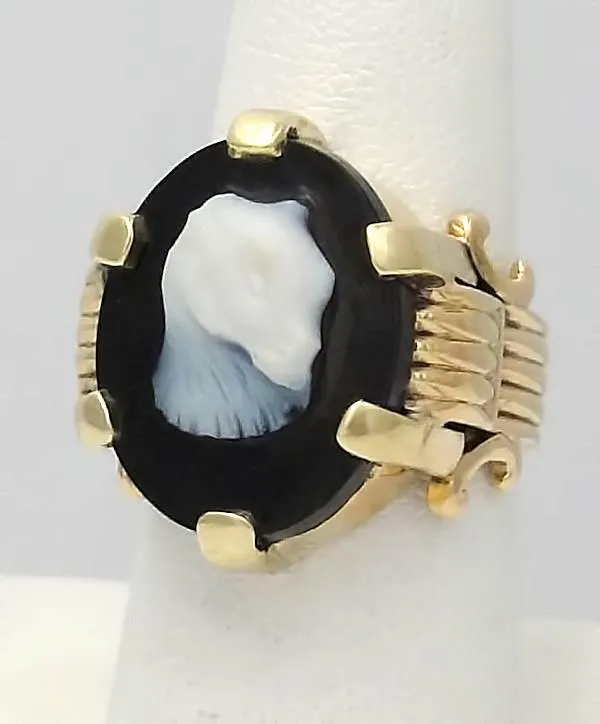 14k YELLOW GOLD CUSTOM MADE OVAL BLACK ONYX WHITE CARVED ANIMAL CAT RING