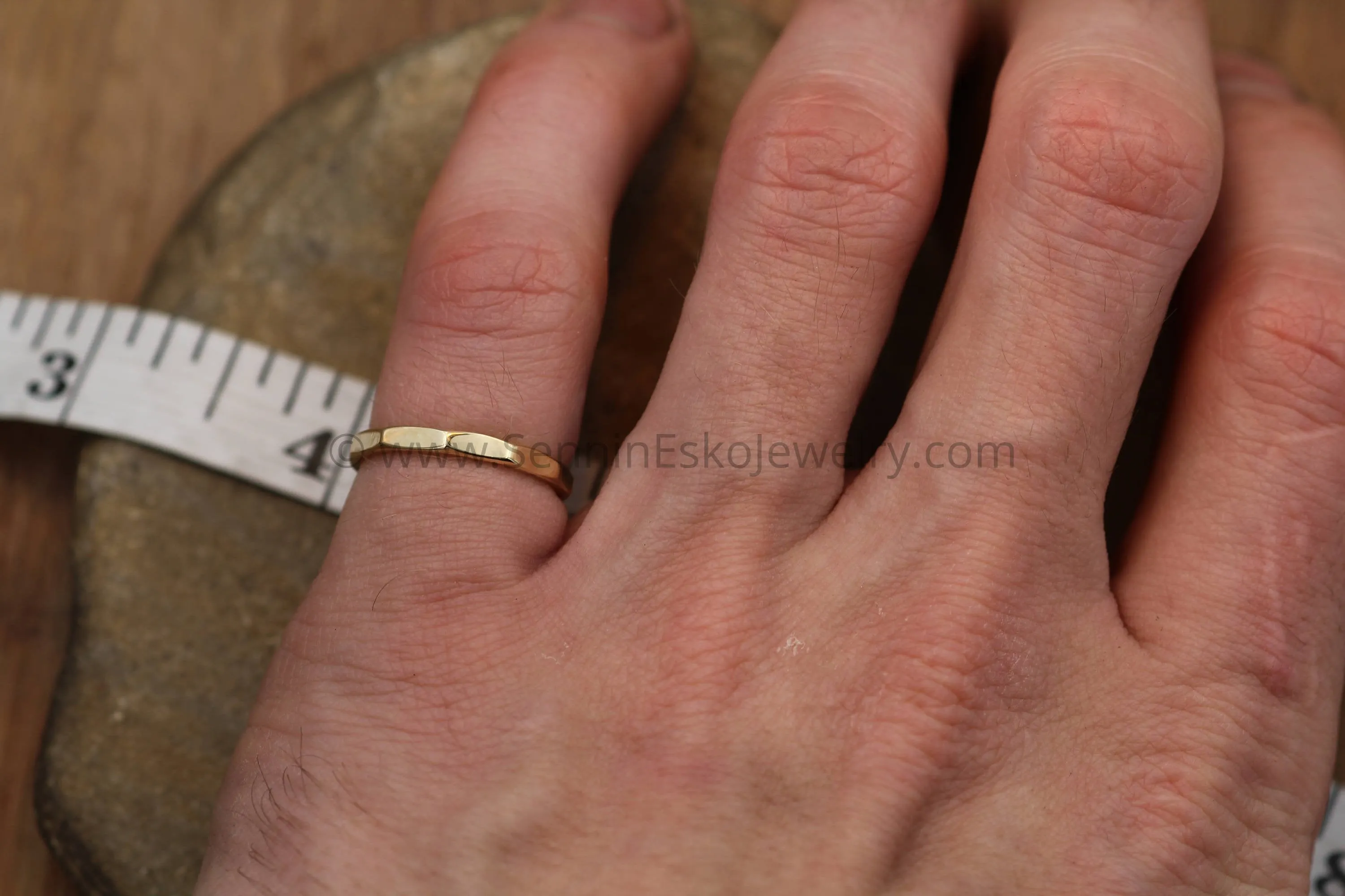 14kt Yellow Gold 2mm Hammered Band - Glossy Finish
