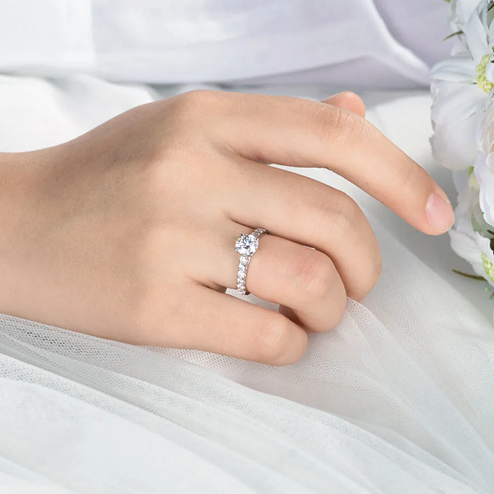 4-Prong Lab-Grown Diamond Engagement Ring