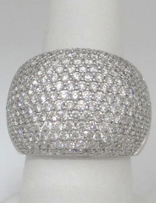 750 18K WHITE GOLD 4.00ct PAVE DIAMOND WIDE BAND DOME STATEMENT RING