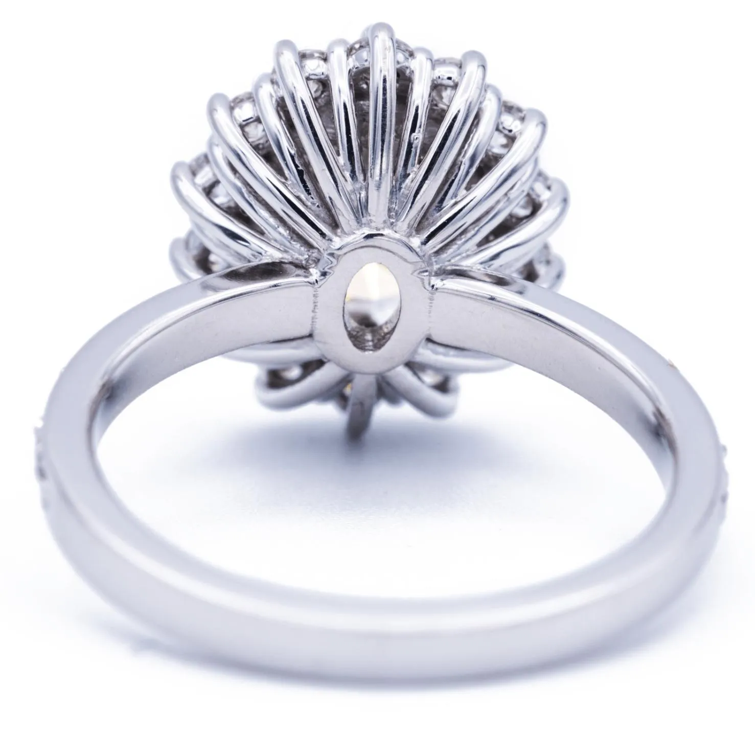 9x7mm Oval Center The Duchess Cluster Halo Ring