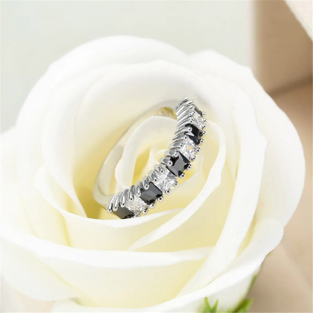 Black Crystal Princess-Cut Line Ring