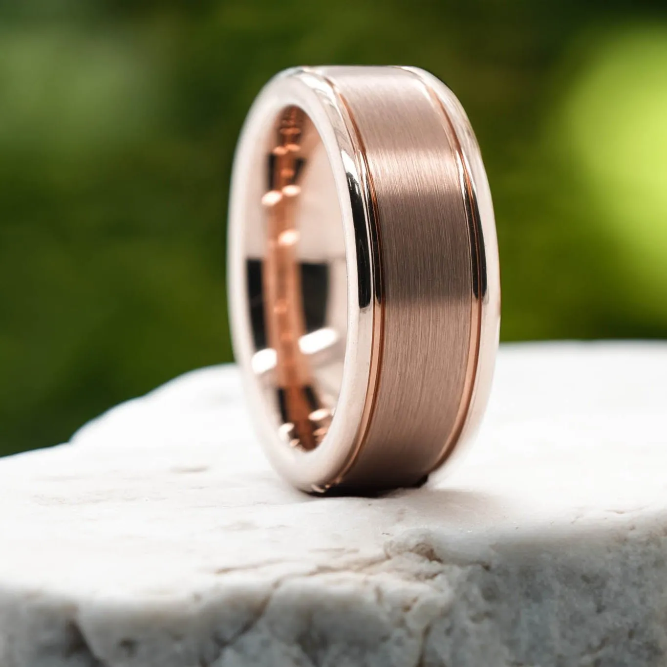 Brushed Rose Gold Band / High Polished Walls - 8mm
