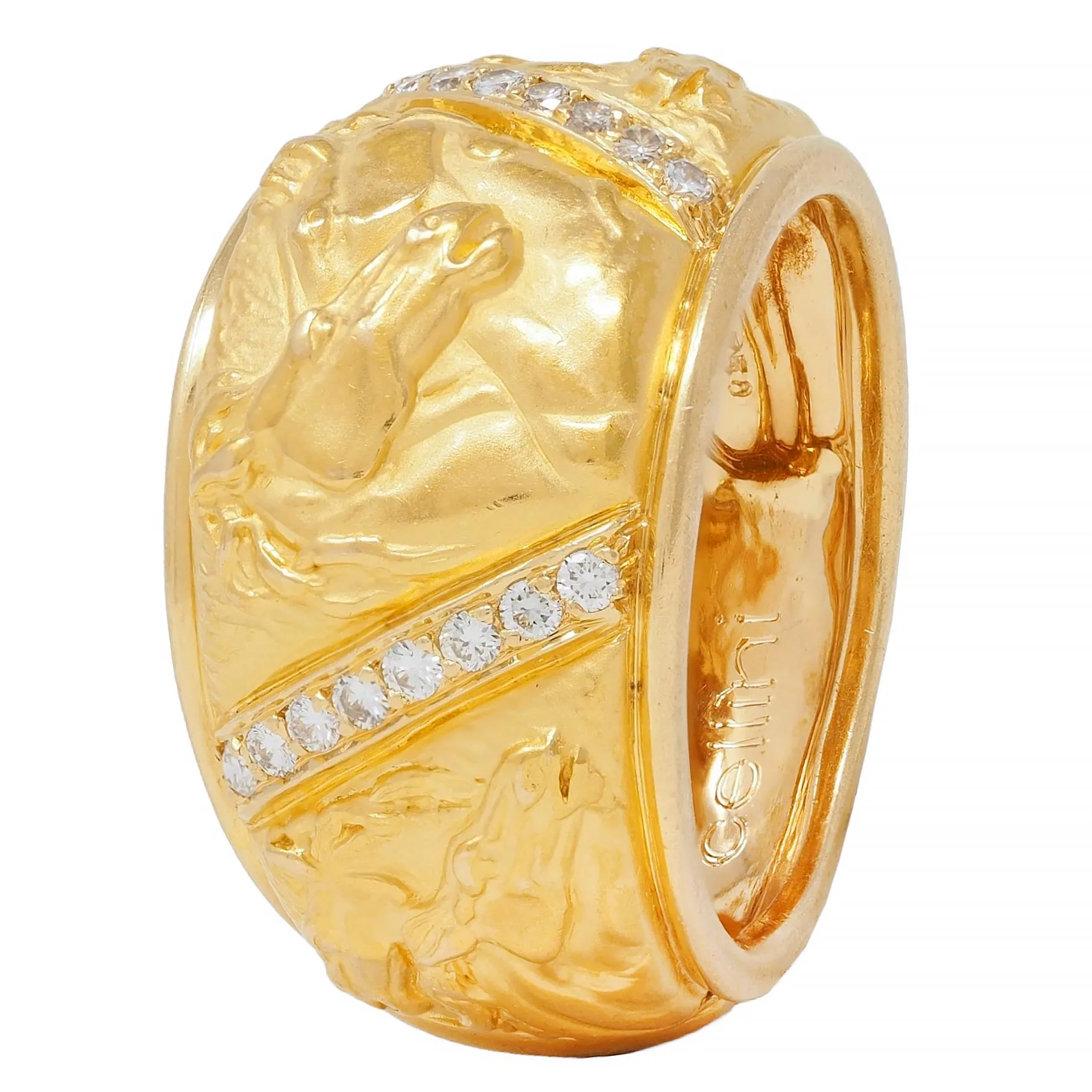 Carrera y Carrera 1990's Diamond 18 Karat Yellow Gold Repoussé Horse Vintage Band Ring