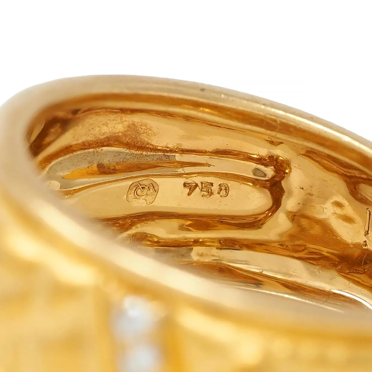 Carrera y Carrera 1990's Diamond 18 Karat Yellow Gold Repoussé Horse Vintage Band Ring