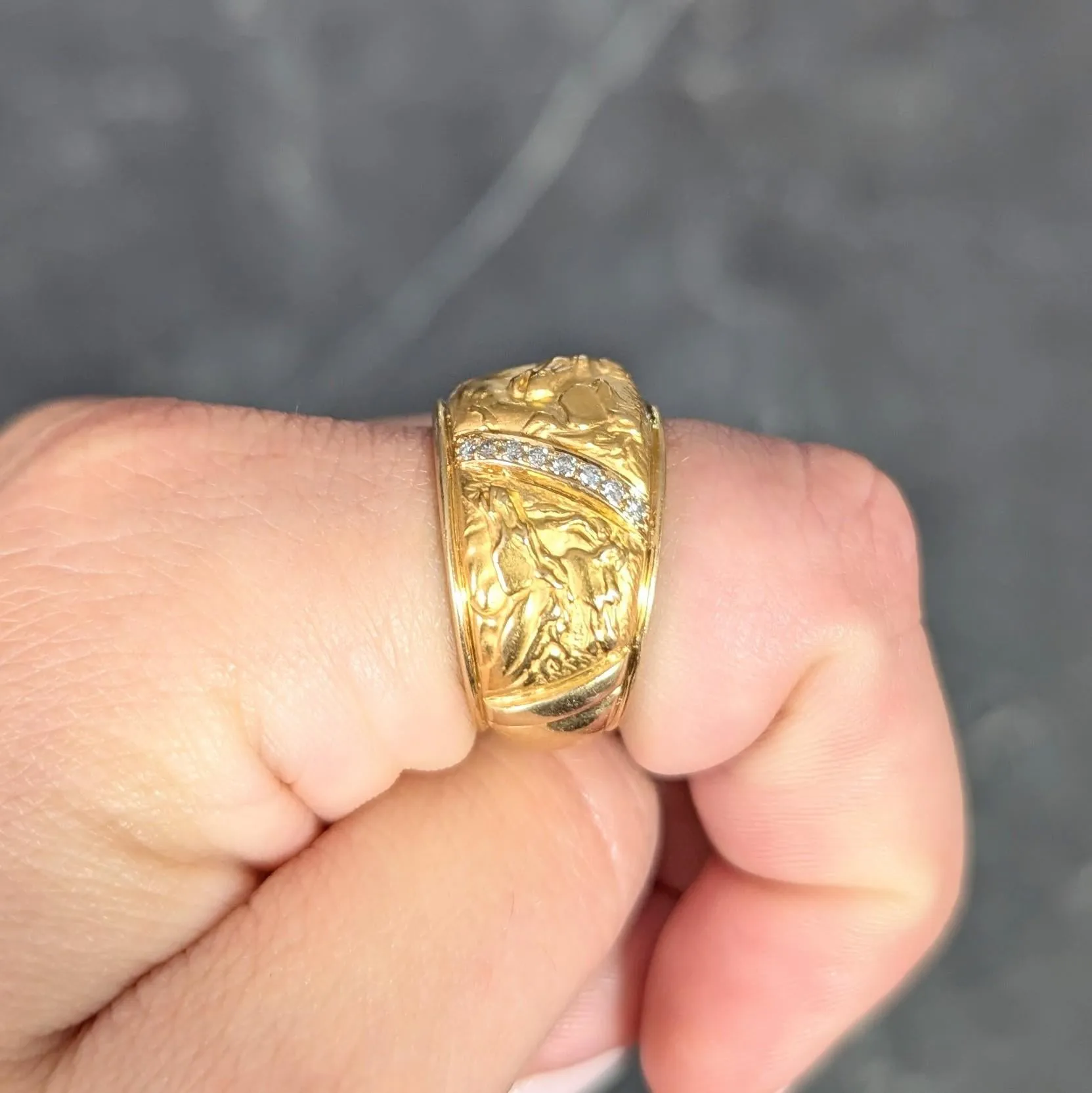 Carrera y Carrera 1990's Diamond 18 Karat Yellow Gold Repoussé Horse Vintage Band Ring
