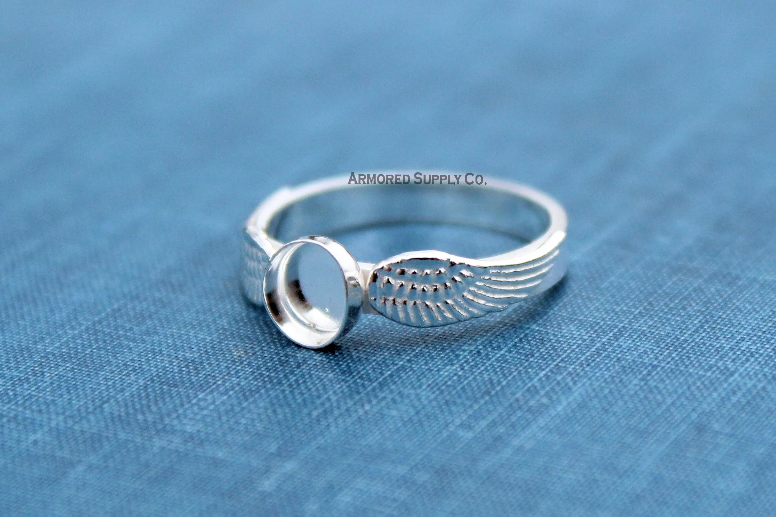 Double Angel Wing Plain Round Bezel Ring Blank