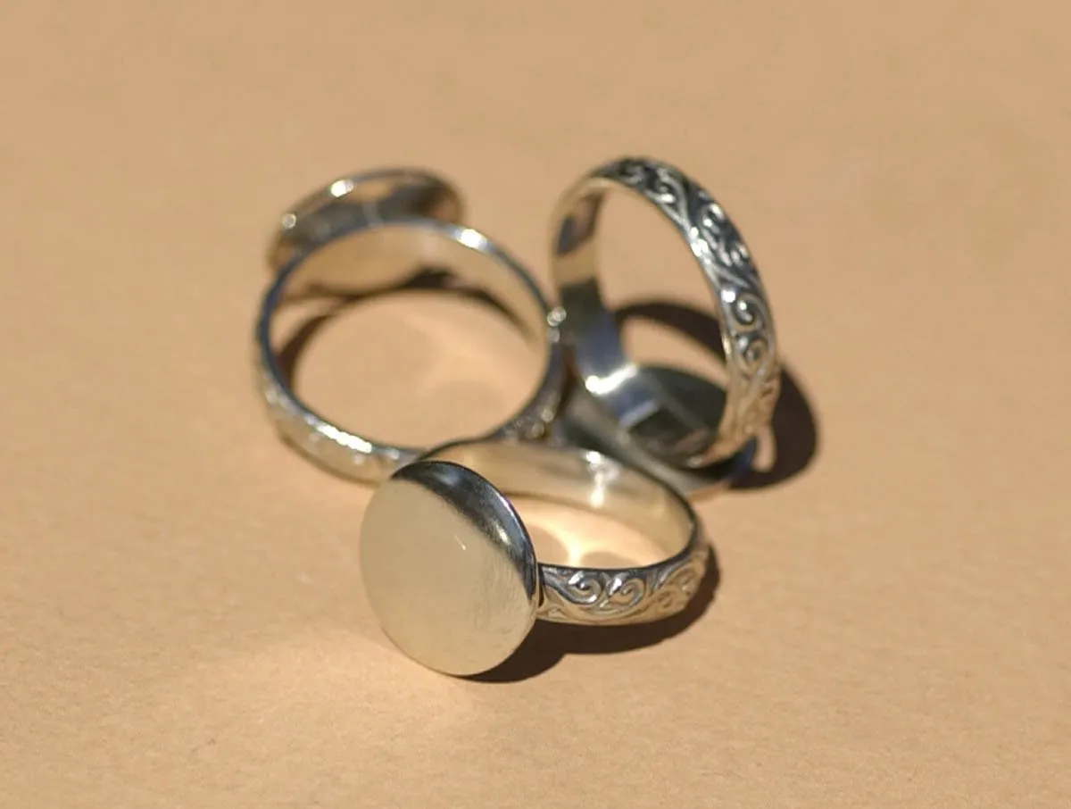 Flourish Pattern Ring 14mm Round Glue Pad - DIY Ring Blank