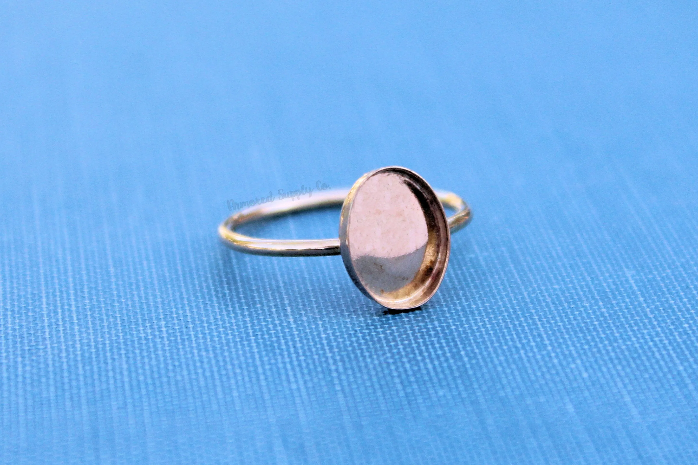Gold Filled Oval 12x10mm Bezel Cup Ring blank - 16g RING BAND