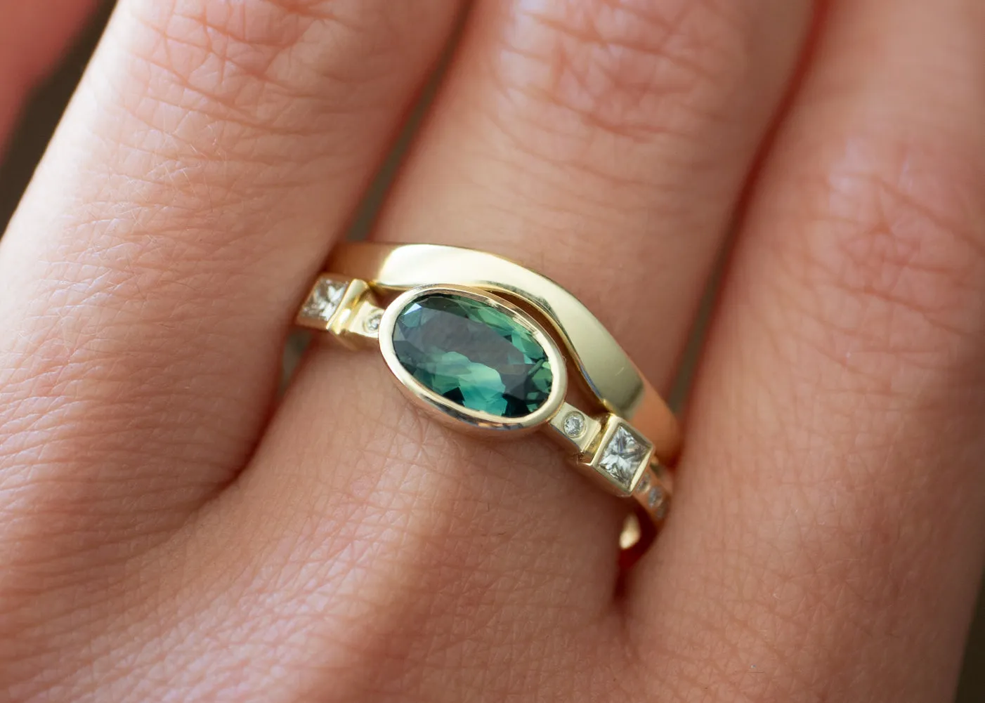 In Stock | Hikaru Ring No.12 - Oval Green Australian Sapphire