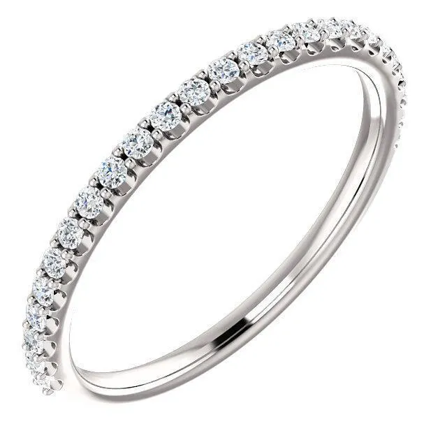 Oval Center Stone 4 Prongs Diamond Accent Ice Cathedral Solitaire Ring