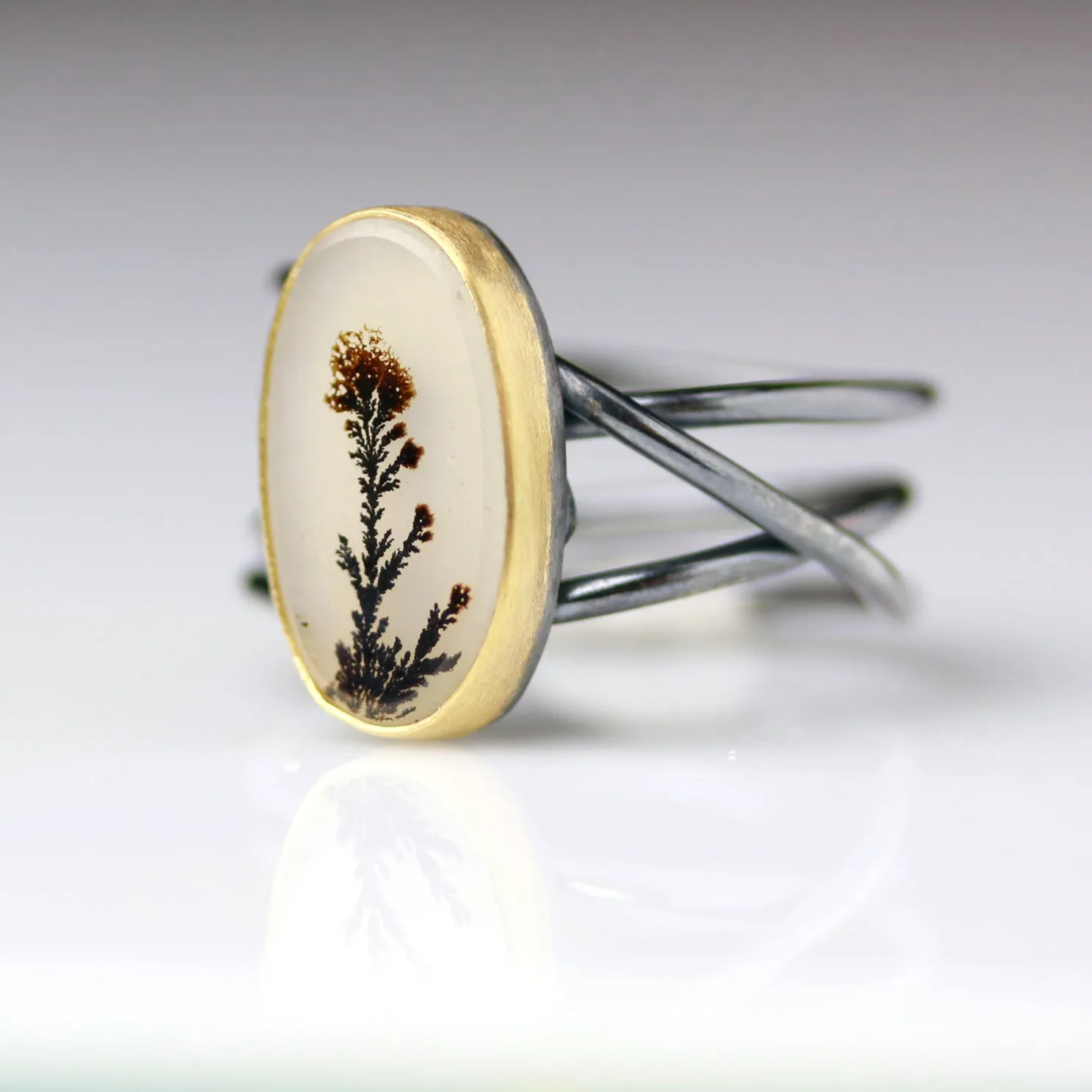 Oval Dendritic Agate on Oxidized Swirled Band. Size 7 1/2.
