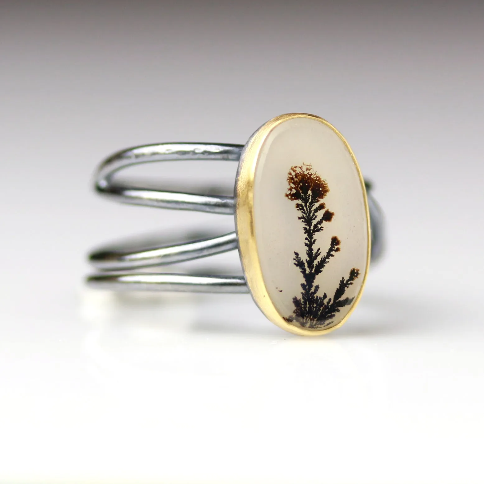 Oval Dendritic Agate on Oxidized Swirled Band. Size 7 1/2.