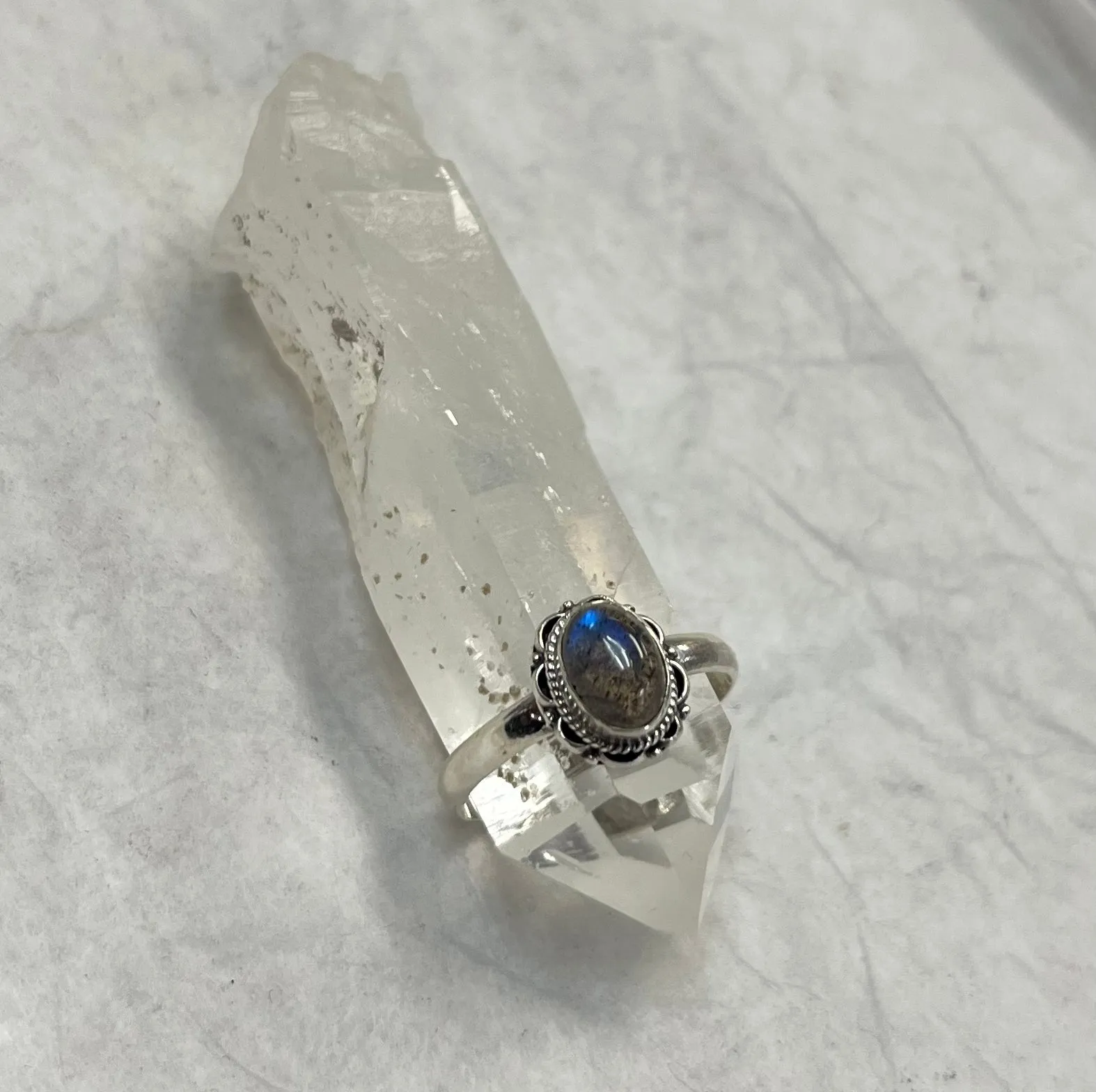 Oval Flower Style Ring
