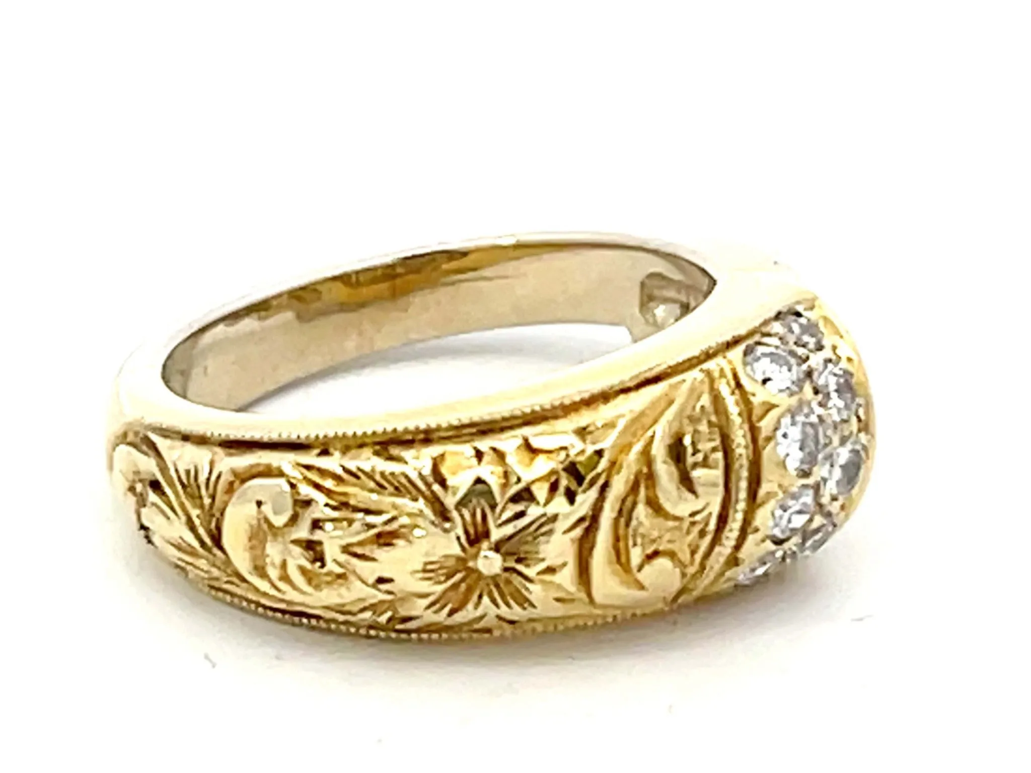 Plumeria Diamond Two Toned Textured Ring in 18k Gold