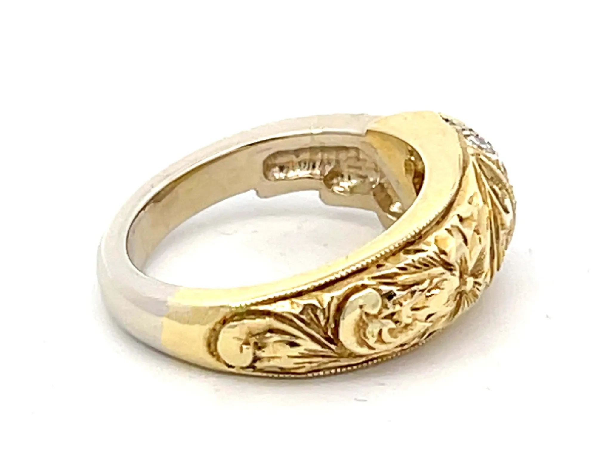 Plumeria Diamond Two Toned Textured Ring in 18k Gold