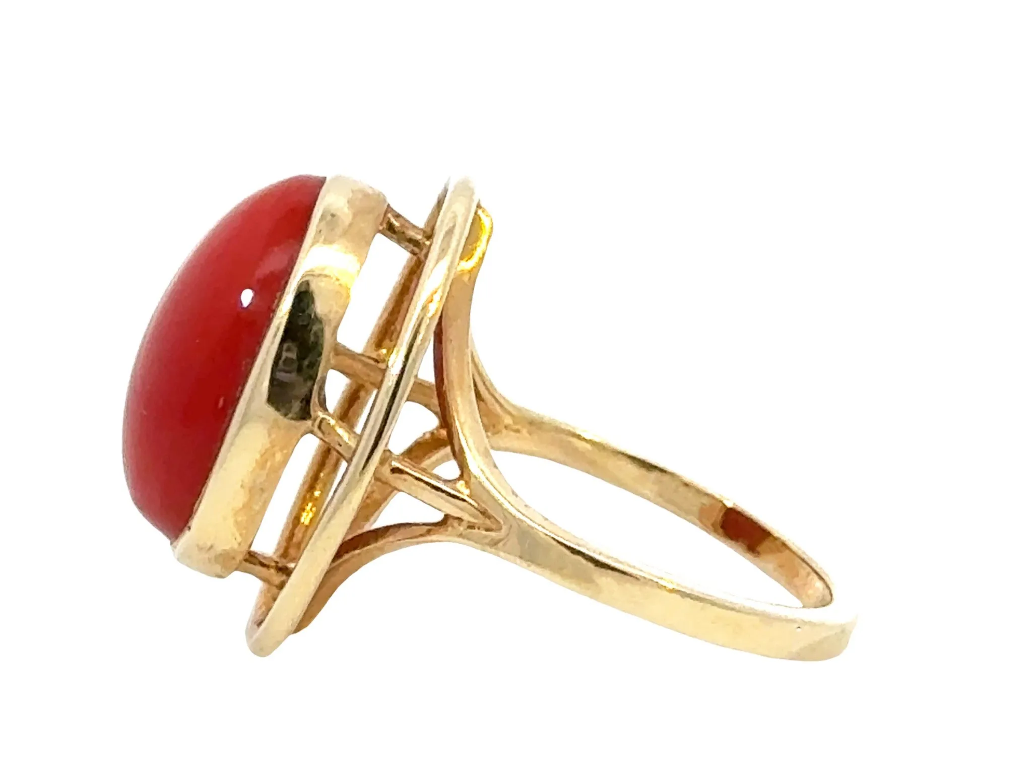 Red Aka Coral Cabochon Ring 14k Yellow Gold