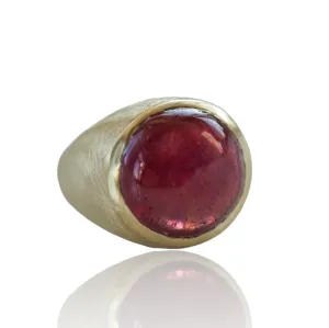 Ruby cabochon gold ring