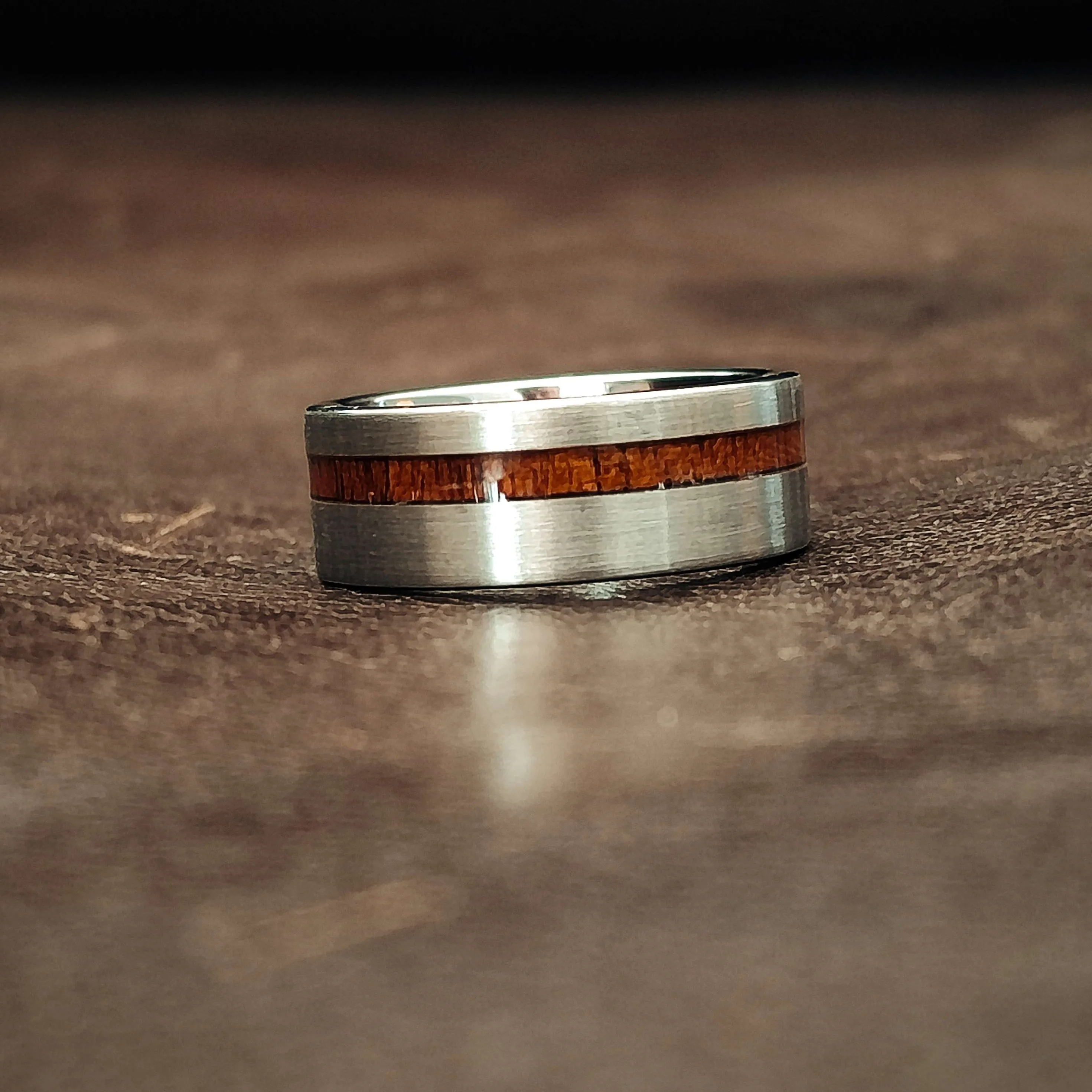 The Gun Red - Rosewood Men's Tungsten Ring