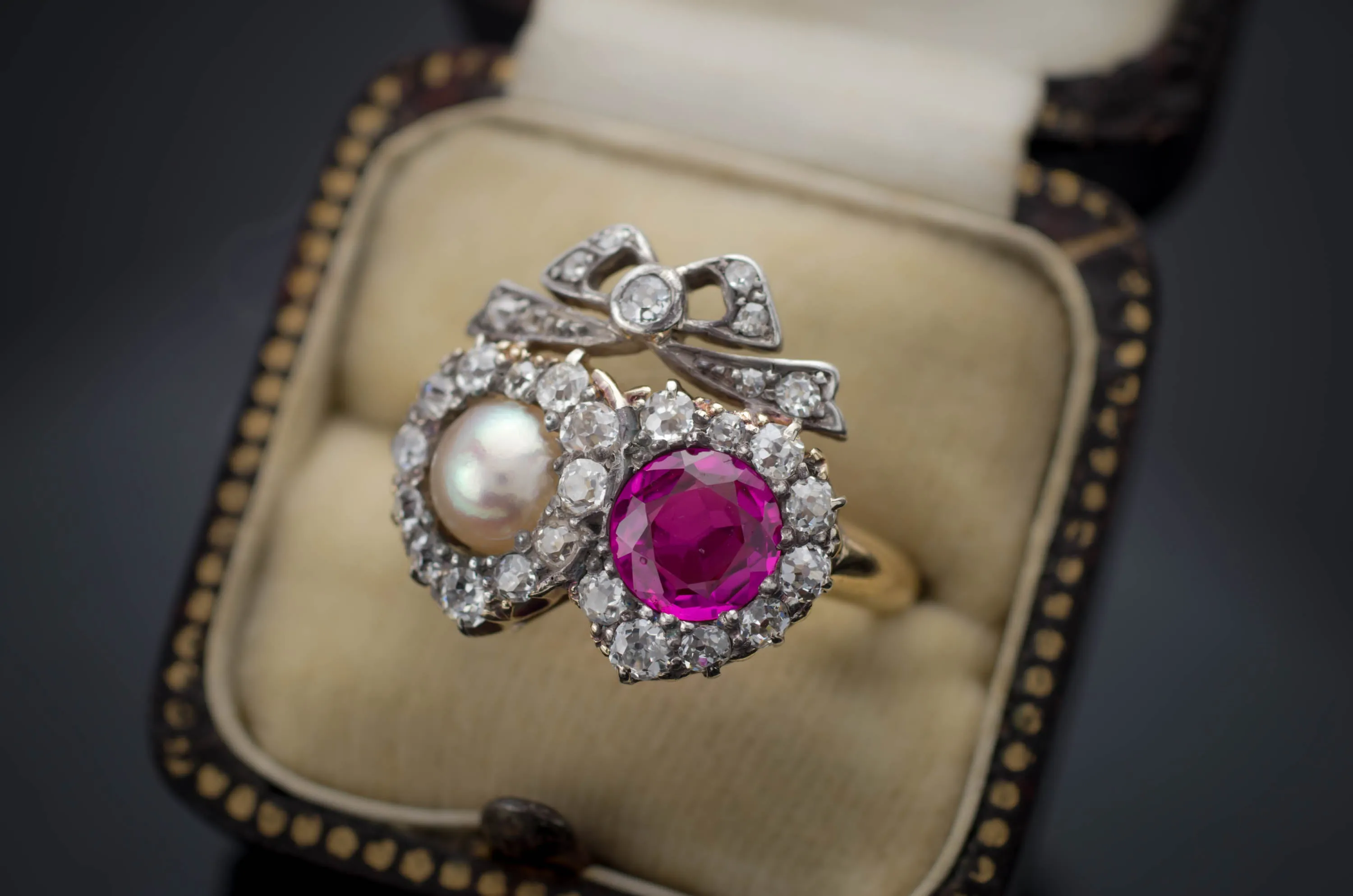 VICTORIAN TWIN HEARTS BURMA RUBY PEARL AND DIAMOND RING
