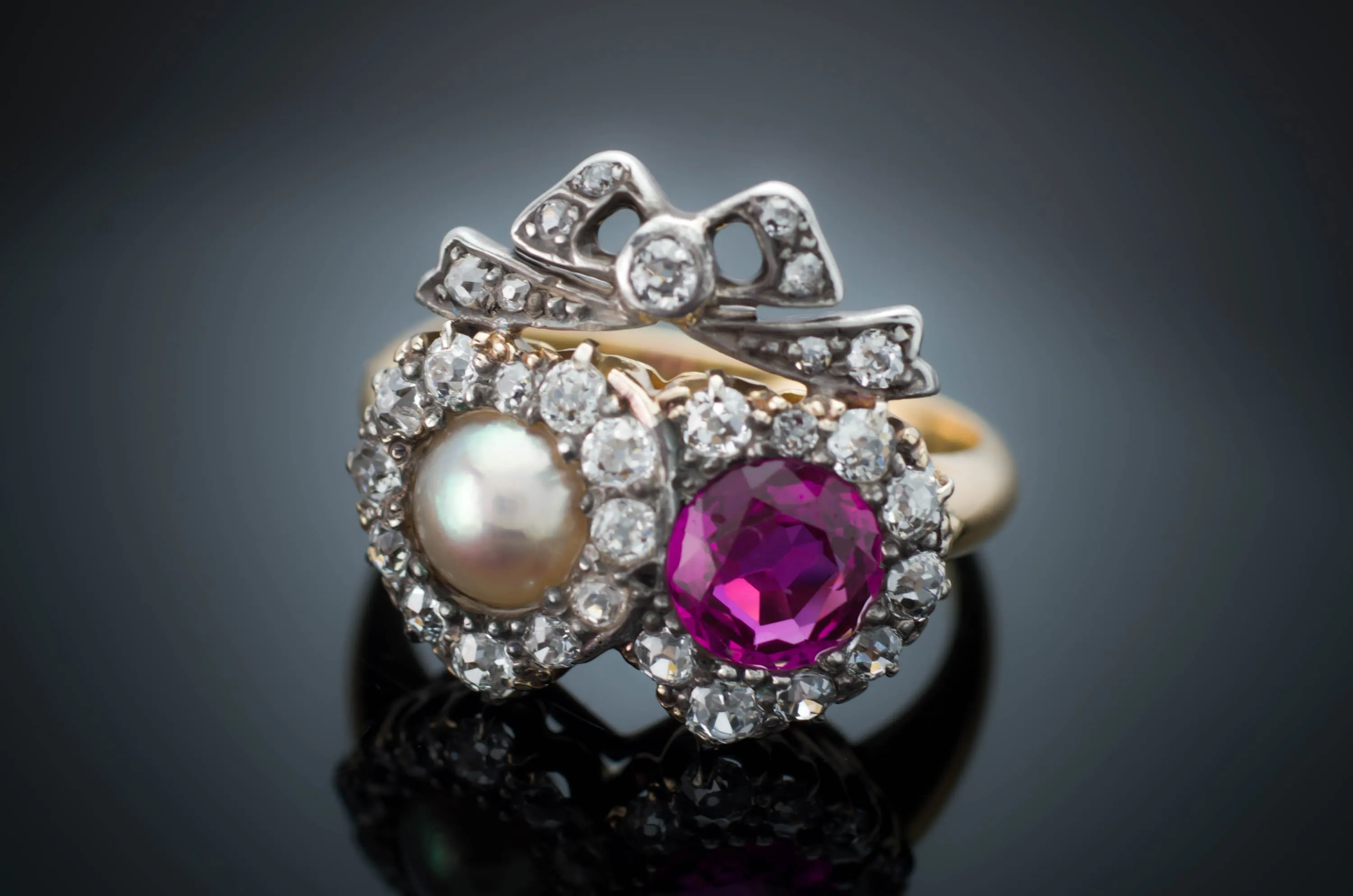 VICTORIAN TWIN HEARTS BURMA RUBY PEARL AND DIAMOND RING