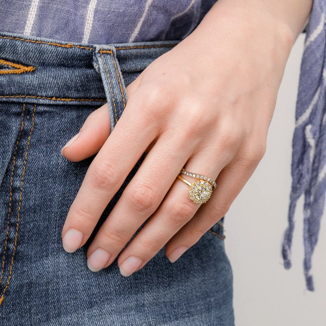 Yellow Gold Curved Bonaventure